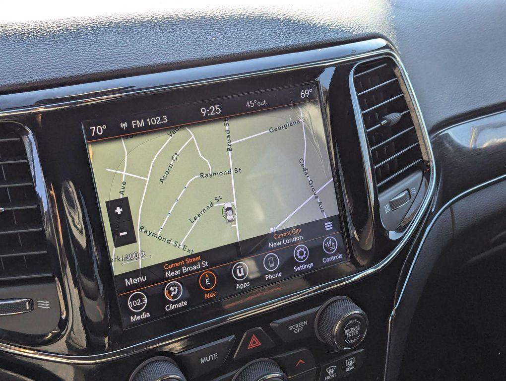 used 2020 Jeep Grand Cherokee car, priced at $19,999