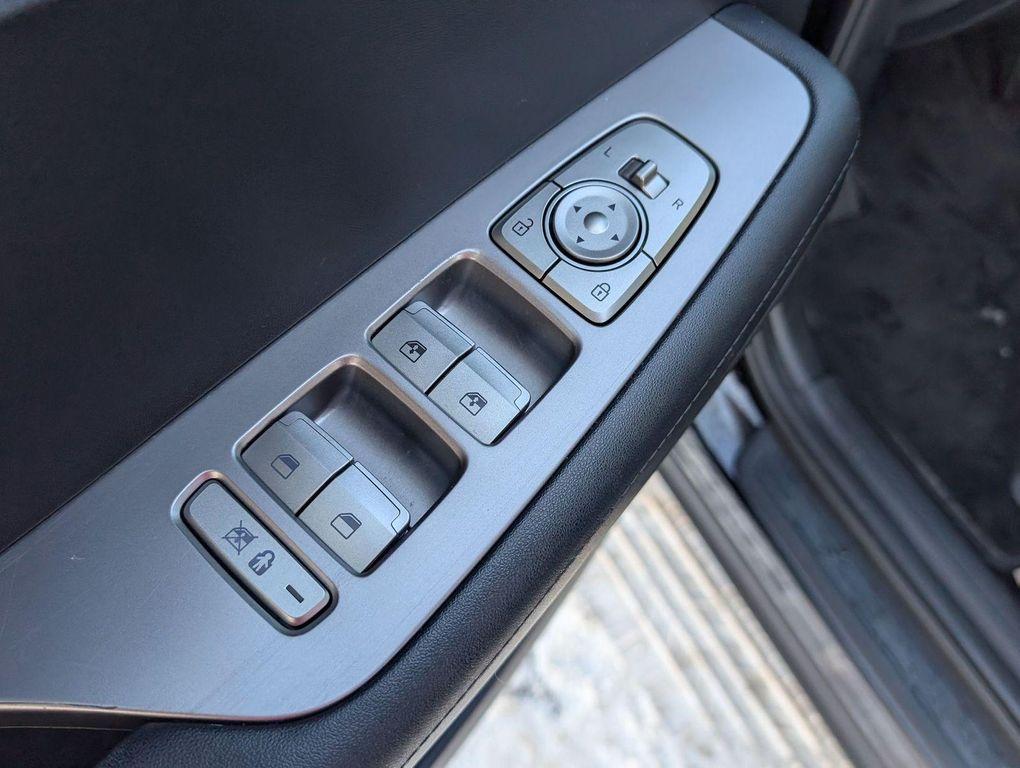 used 2024 Hyundai Palisade car, priced at $34,999