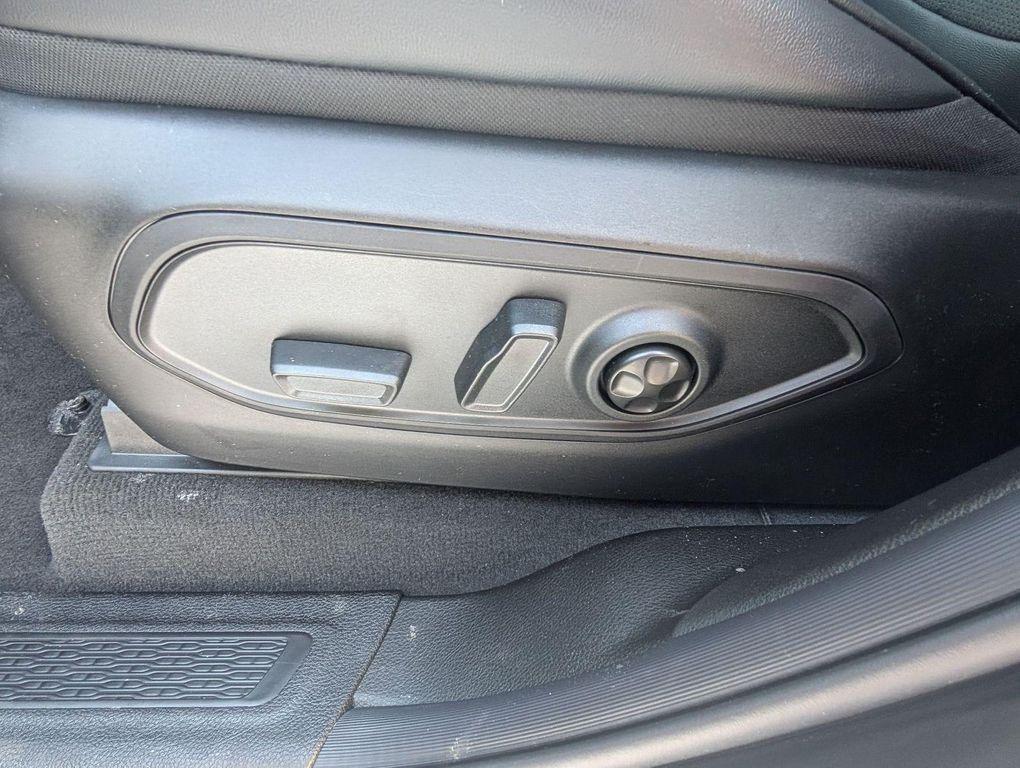 new 2026 Jeep Grand Cherokee car, priced at $46,778