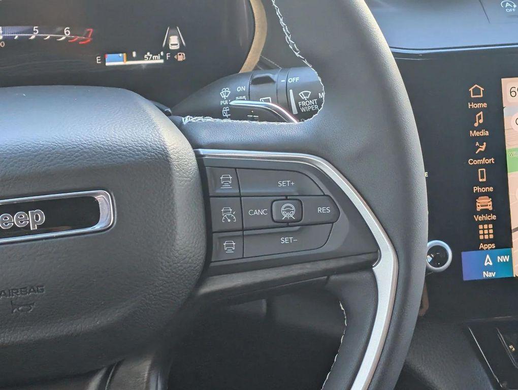 new 2026 Jeep Grand Cherokee car, priced at $46,778