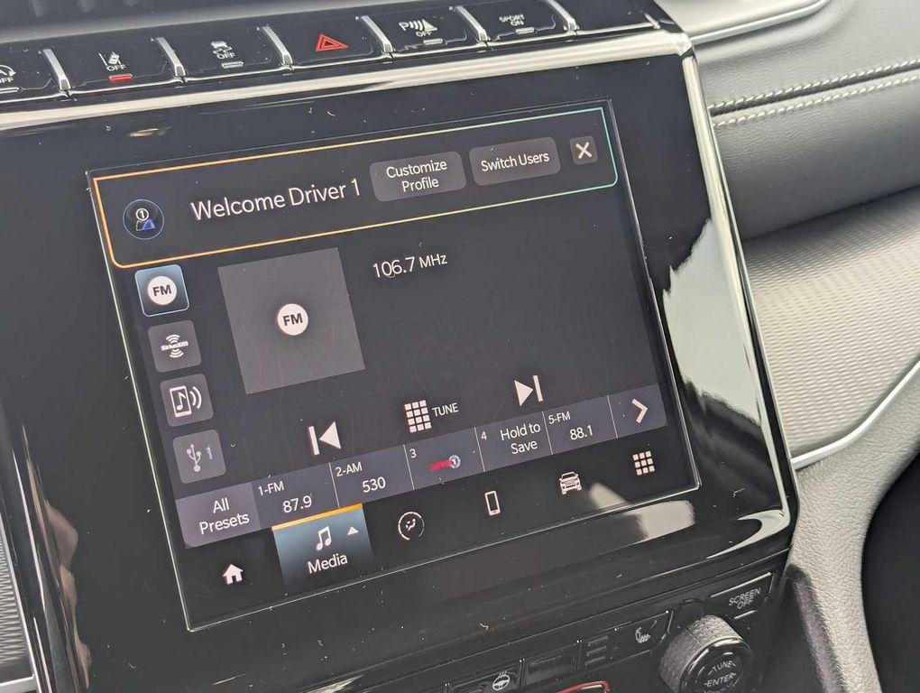 new 2025 Jeep Grand Cherokee car, priced at $42,360