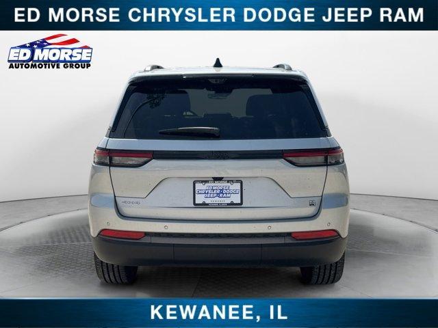 new 2026 Jeep Grand Cherokee car, priced at $50,102