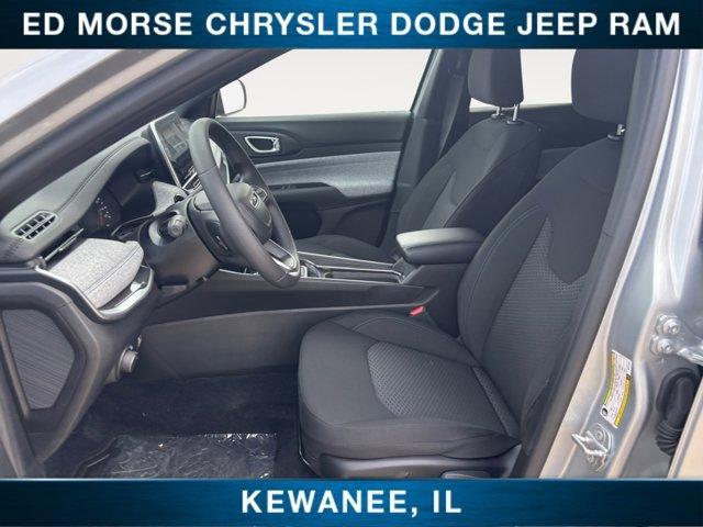 new 2025 Jeep Compass car, priced at $29,420