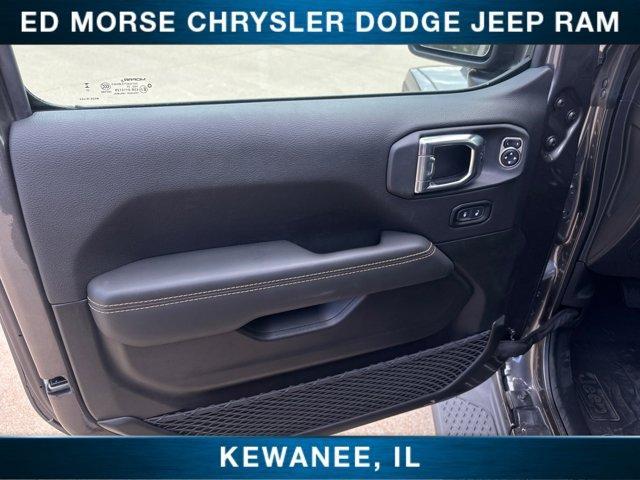 new 2025 Jeep Gladiator car, priced at $43,750