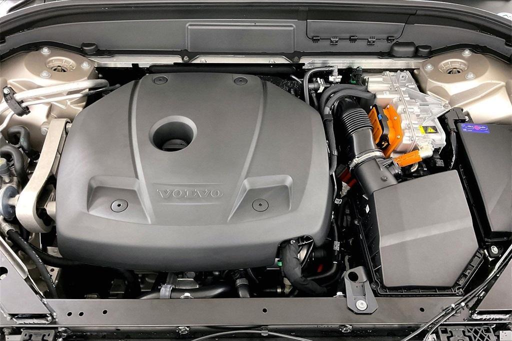 new 2026 Volvo XC60 Plug-In Hybrid car