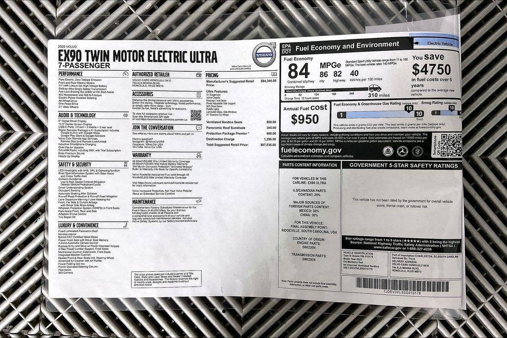 new 2025 Volvo EX90 car