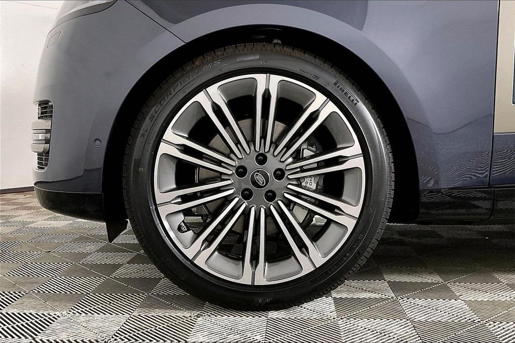 new 2025 Land Rover Range Rover car, priced at $125,180