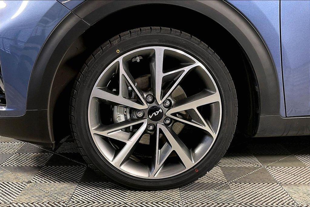 used 2022 Kia Niro car, priced at $22,478