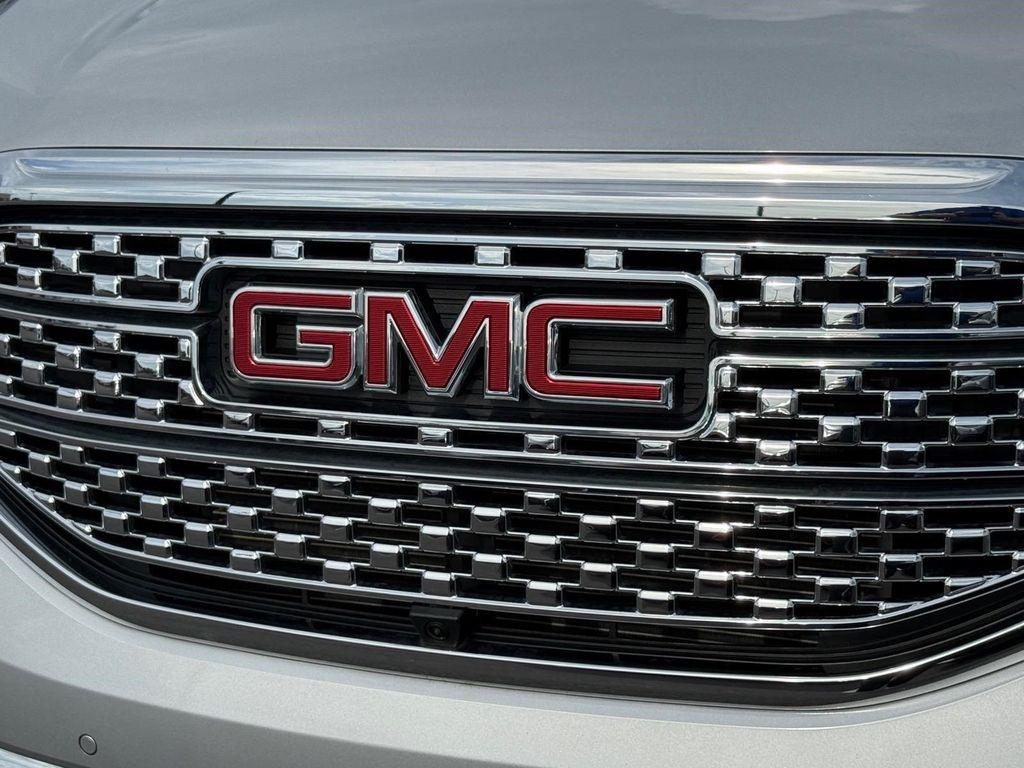 used 2019 GMC Acadia car, priced at $33,696