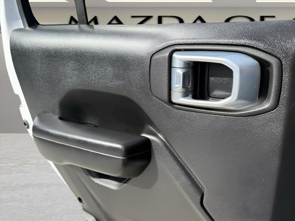 used 2021 Jeep Wrangler Unlimited car, priced at $35,499