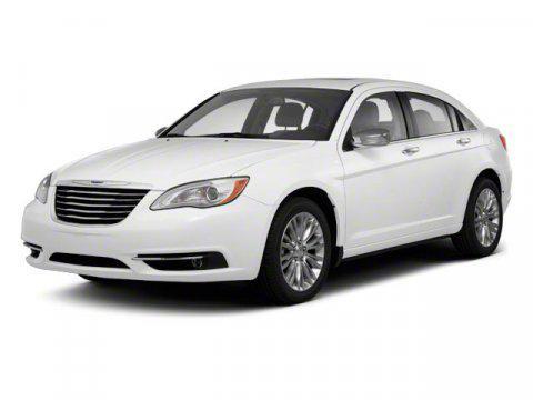 used 2013 Chrysler 200 car