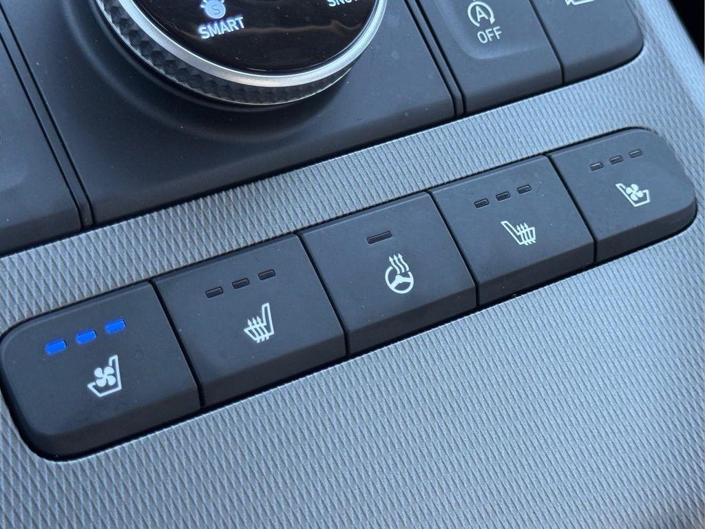 used 2023 Hyundai Palisade car, priced at $38,044