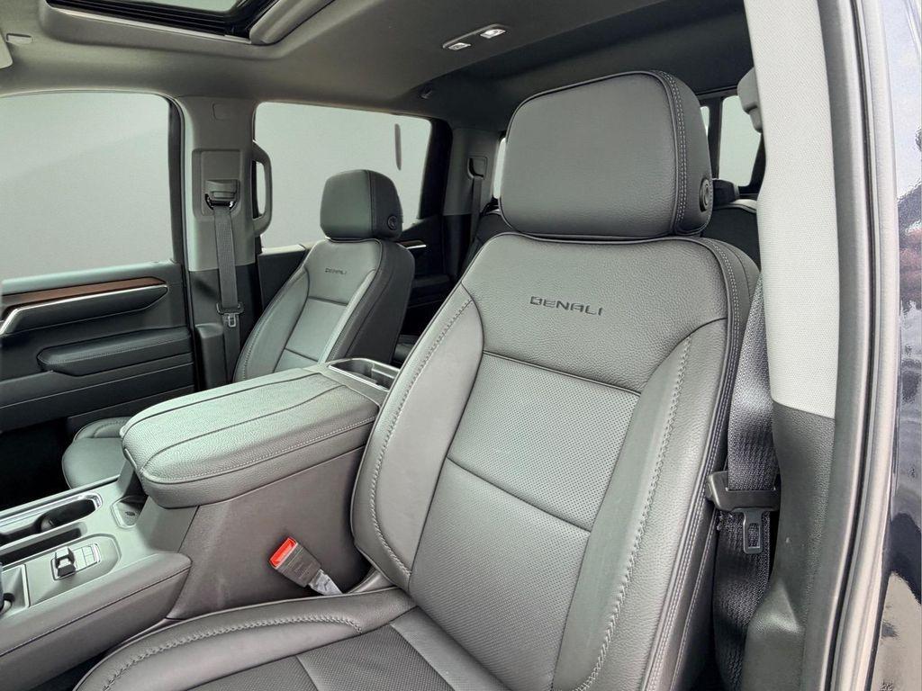 used 2025 GMC Sierra 1500 car, priced at $67,278
