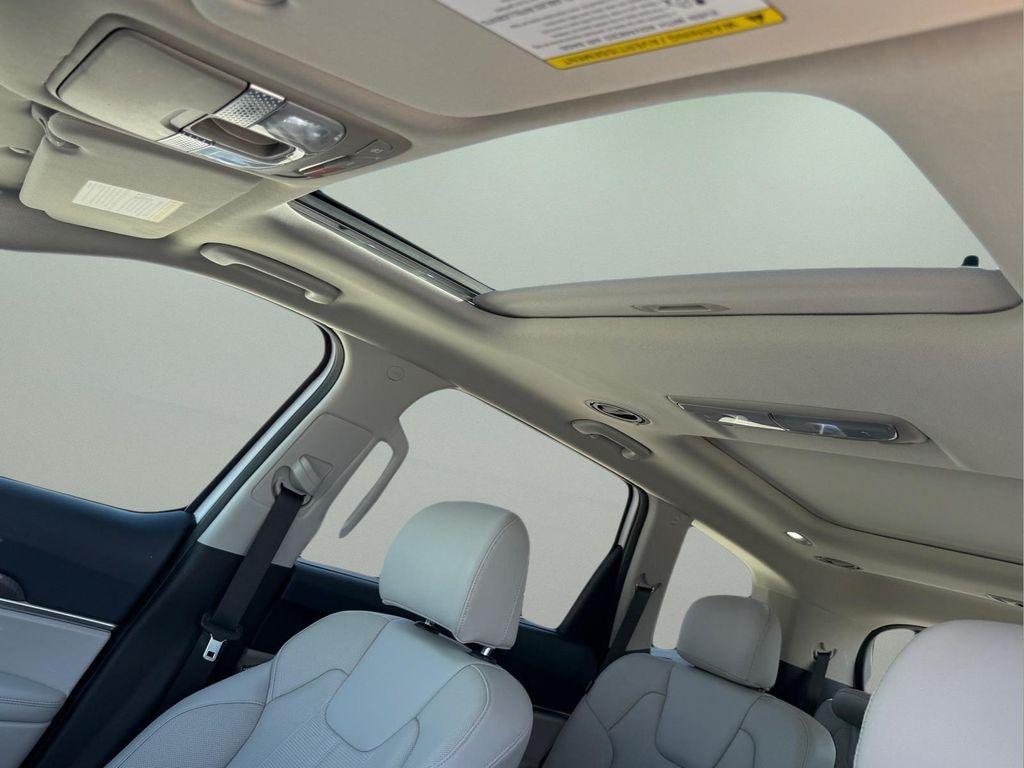 used 2023 Kia Telluride car, priced at $37,320