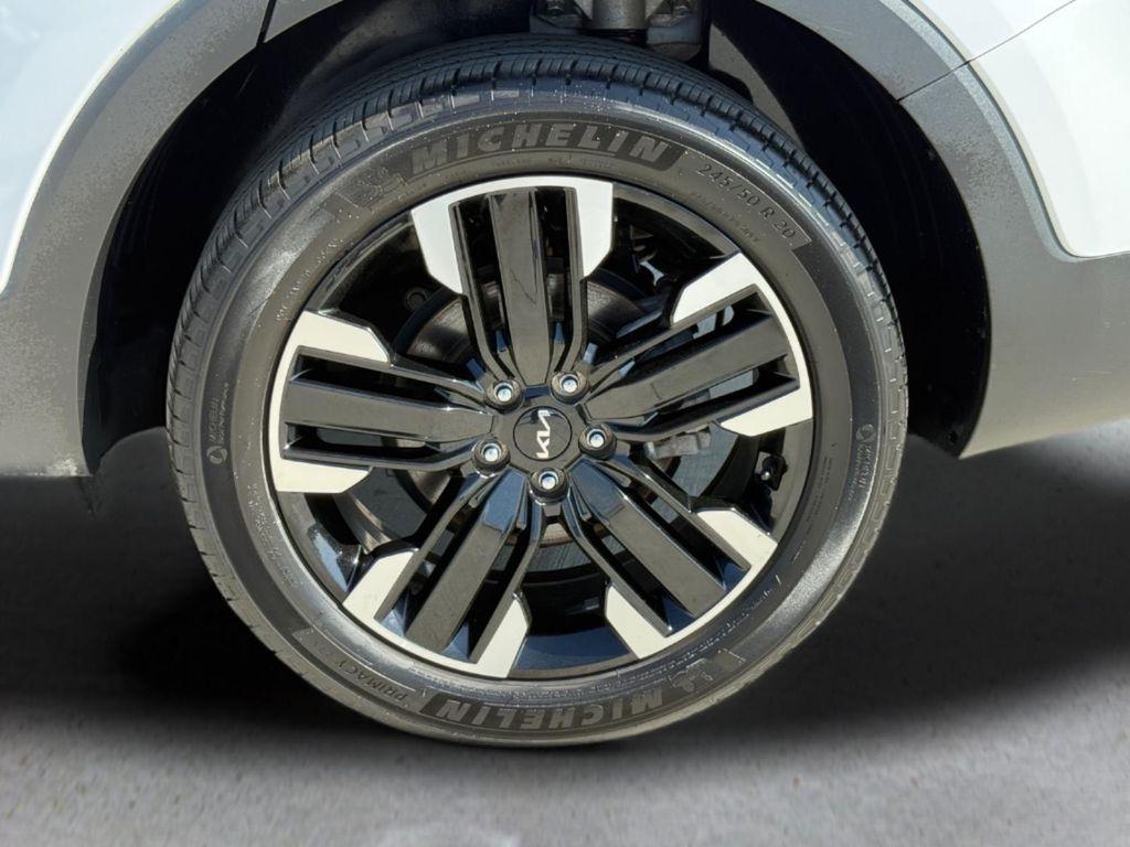 used 2023 Kia Telluride car, priced at $37,320