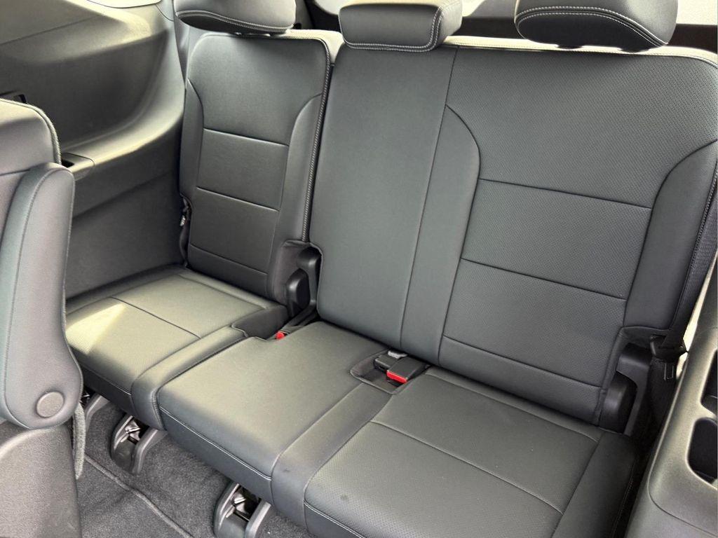 used 2026 Chevrolet Traverse car, priced at $39,574