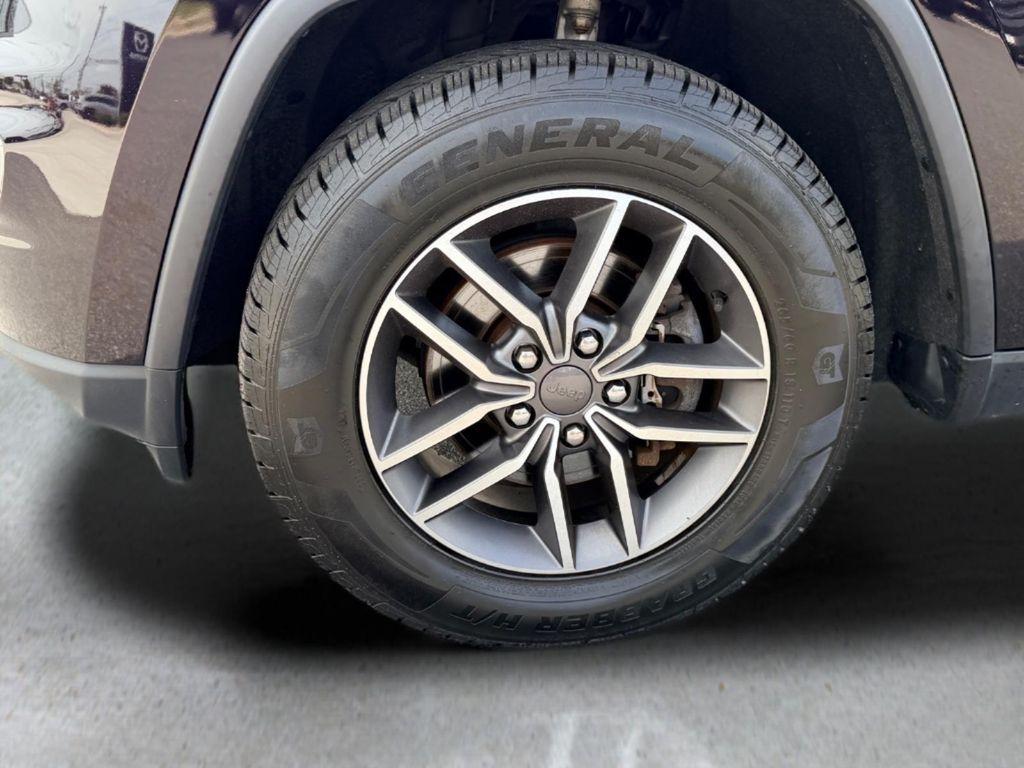 used 2020 Jeep Grand Cherokee car, priced at $19,589