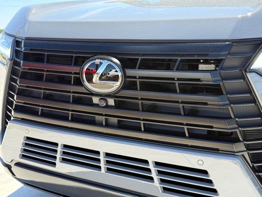 used 2025 Lexus GX 550 car, priced at $92,454