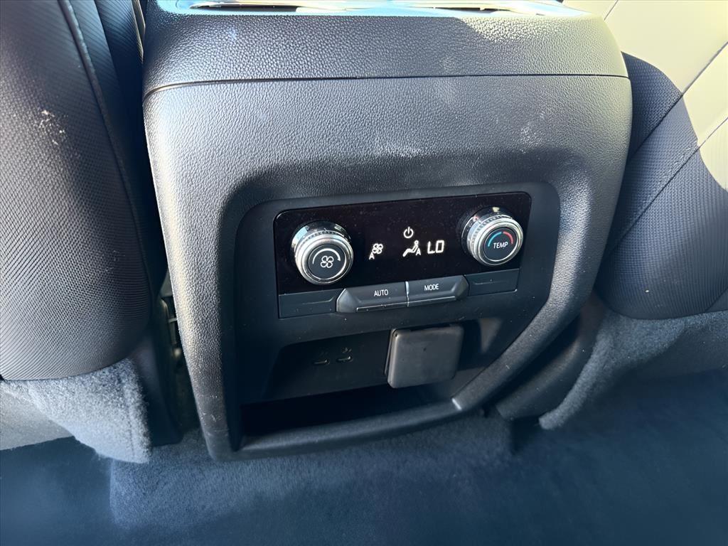 used 2025 GMC Acadia car, priced at $30,989