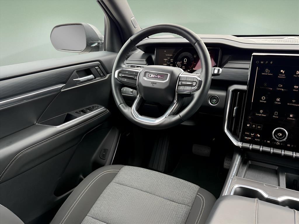 used 2025 GMC Acadia car, priced at $32,429