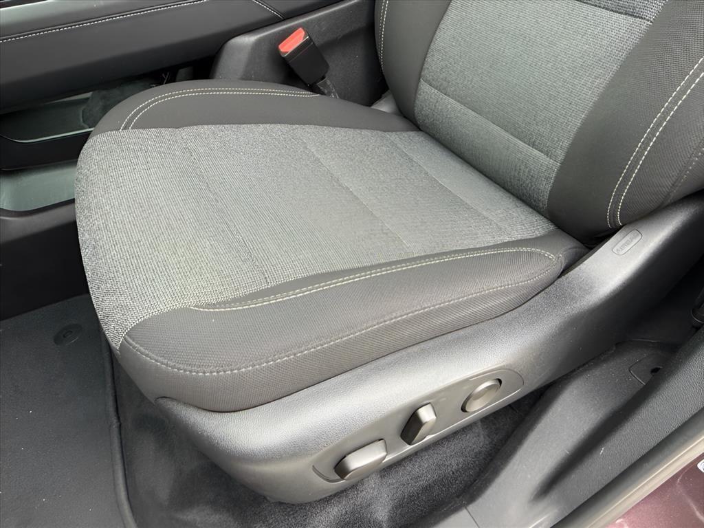 used 2025 GMC Acadia car, priced at $32,429