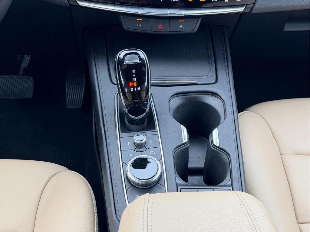 used 2025 Cadillac XT4 car, priced at $33,999