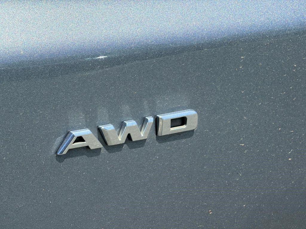 used 2020 Cadillac XT5 car, priced at $25,032