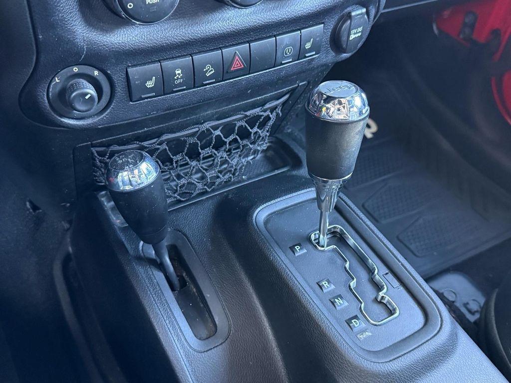 used 2015 Jeep Wrangler Unlimited car, priced at $19,997