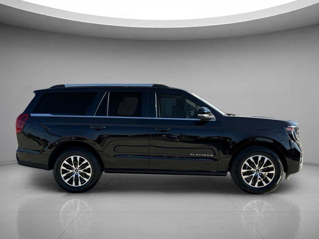 used 2025 Ford Expedition car, priced at $63,998