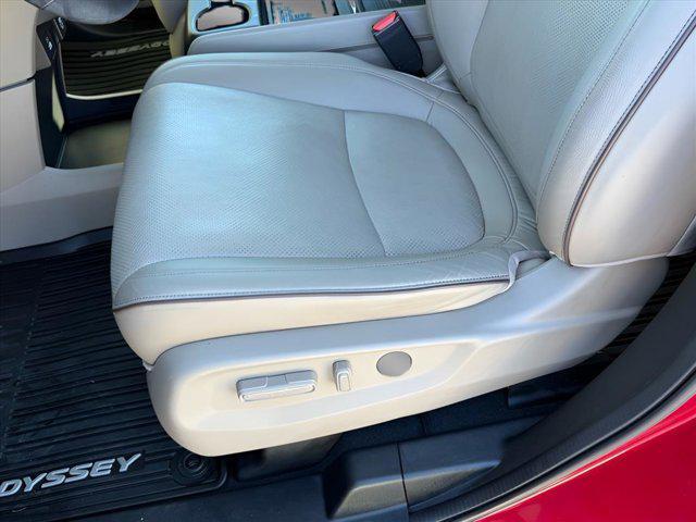 used 2024 Honda Odyssey car, priced at $39,918