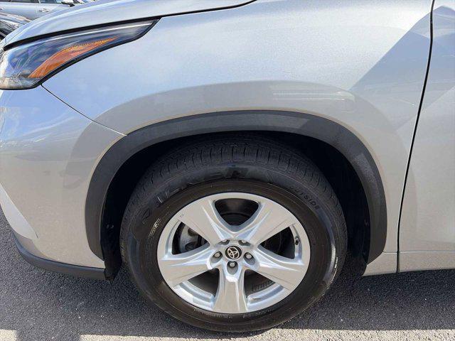 used 2023 Toyota Highlander car, priced at $30,795