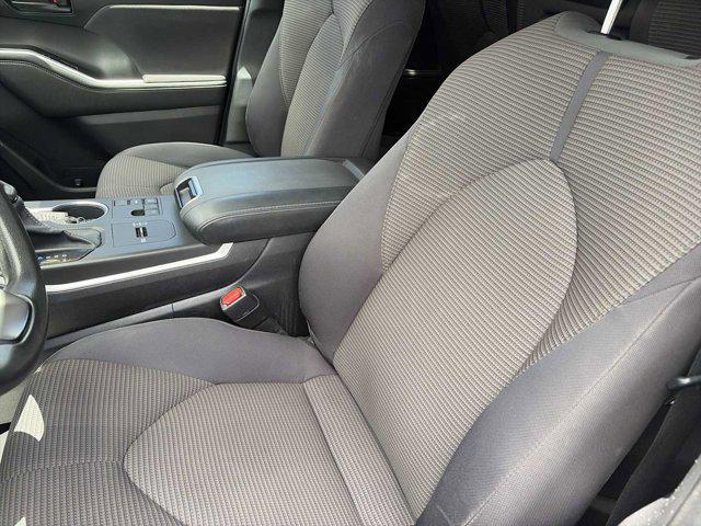used 2023 Toyota Highlander car, priced at $28,988