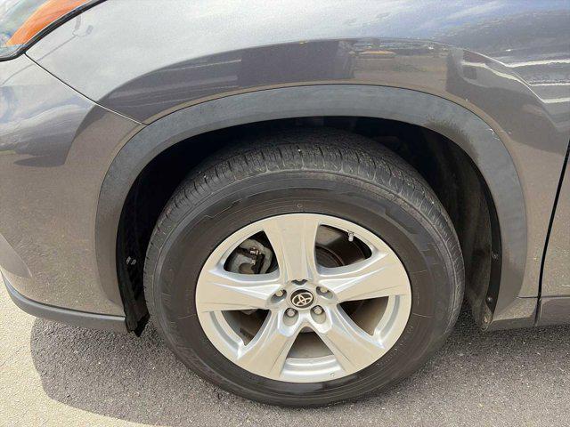 used 2023 Toyota Highlander car, priced at $28,988