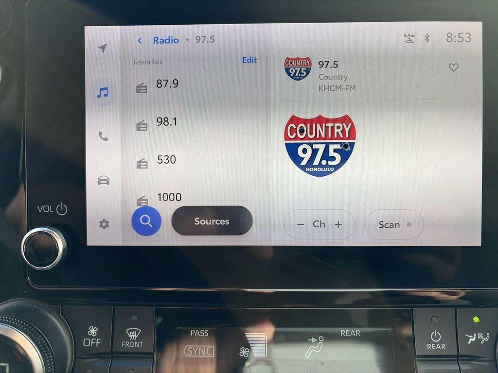 used 2023 Toyota Highlander car, priced at $30,688