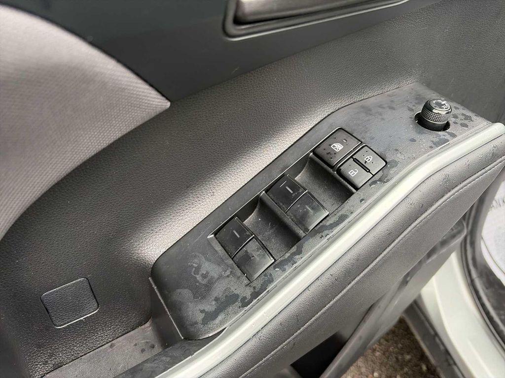 used 2023 Toyota Highlander car, priced at $30,688