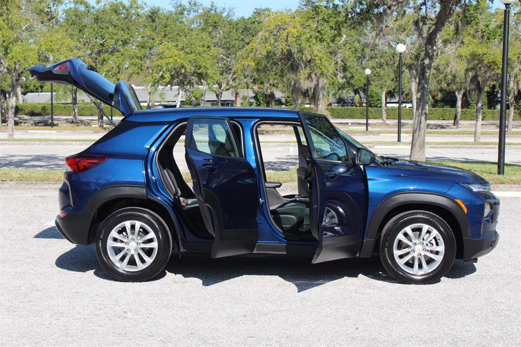 used 2023 Chevrolet TrailBlazer car, priced at $20,995