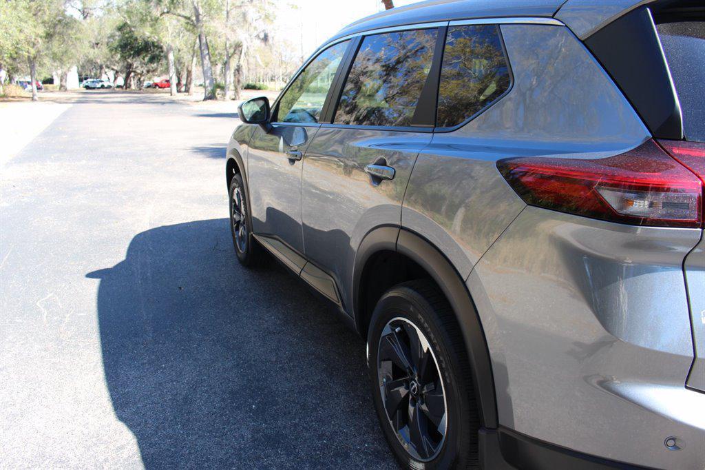 used 2024 Nissan Rogue car, priced at $25,995