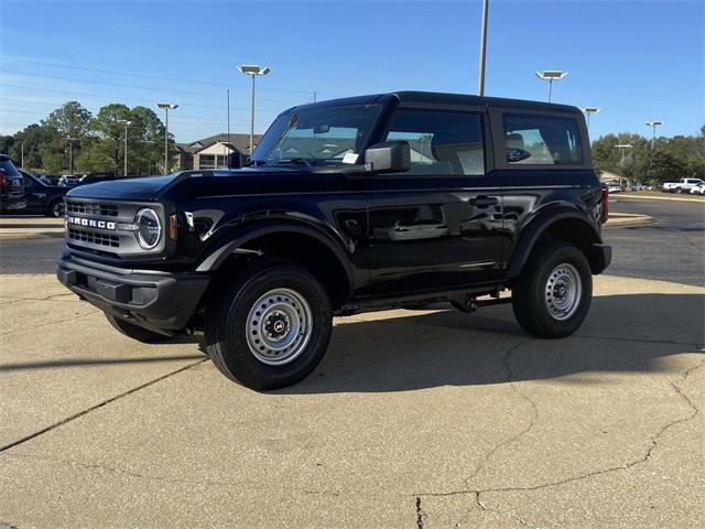 new 2025 Ford Bronco car, priced at $35,495