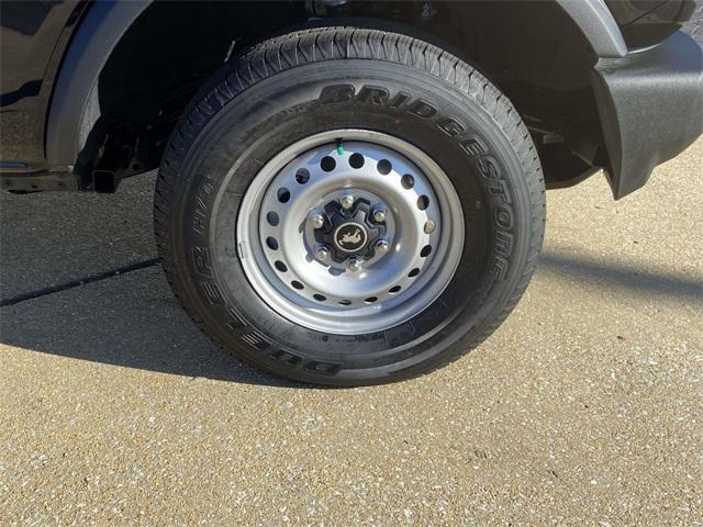 new 2025 Ford Bronco car, priced at $35,495