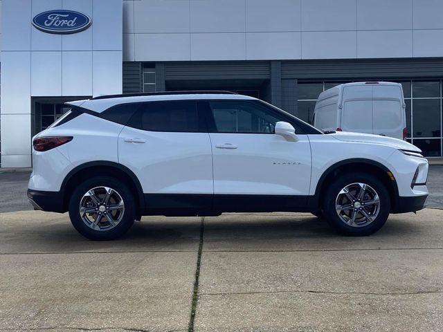 used 2024 Chevrolet Blazer car, priced at $30,694
