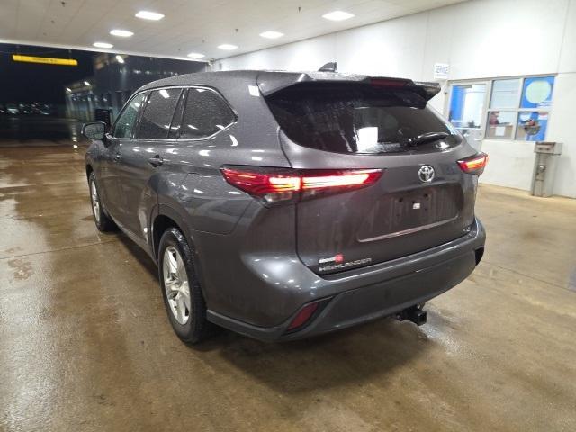 used 2021 Toyota Highlander car, priced at $25,500
