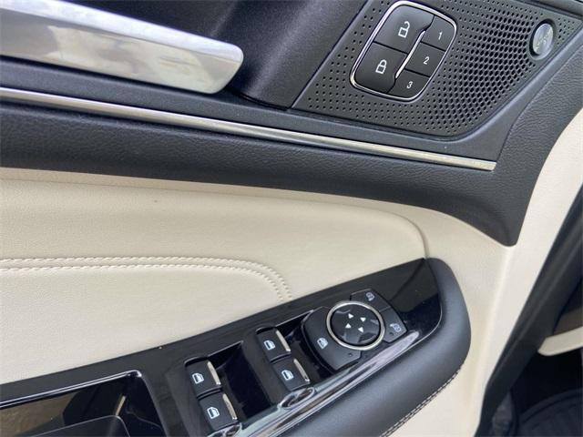 used 2019 Ford Edge car, priced at $14,995