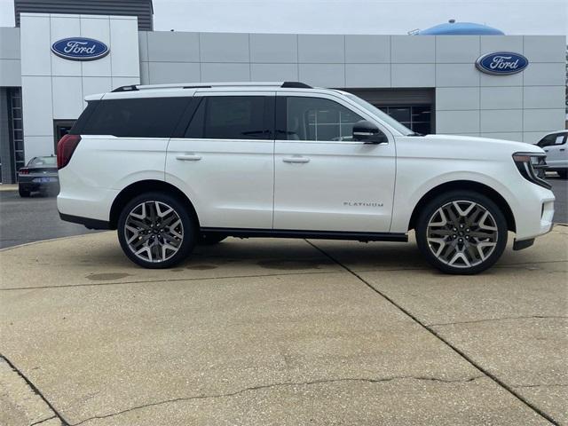 new 2025 Ford Expedition car, priced at $89,995