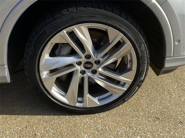 used 2022 Audi Q7 car, priced at $27,500