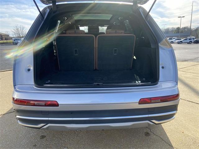 used 2022 Audi Q7 car, priced at $27,500