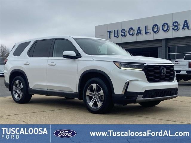 used 2024 Honda Pilot car, priced at $33,500