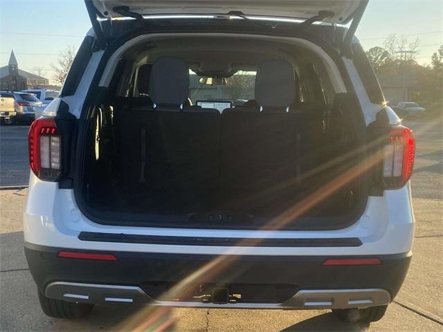 new 2026 Ford Explorer car, priced at $39,495