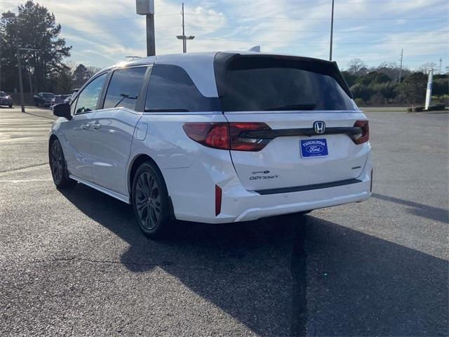 used 2025 Honda Odyssey car, priced at $40,500