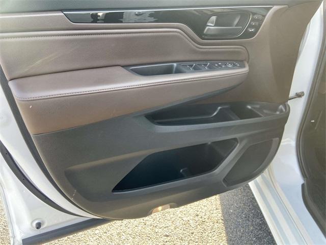 used 2025 Honda Odyssey car, priced at $40,500