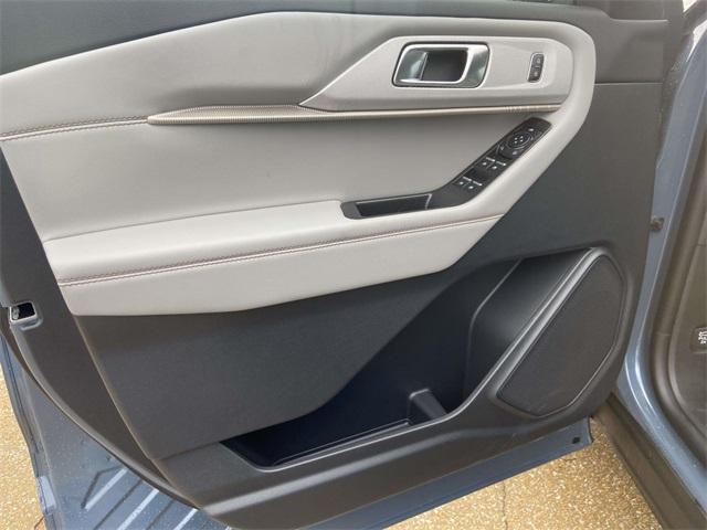 new 2026 Ford Explorer car, priced at $39,495
